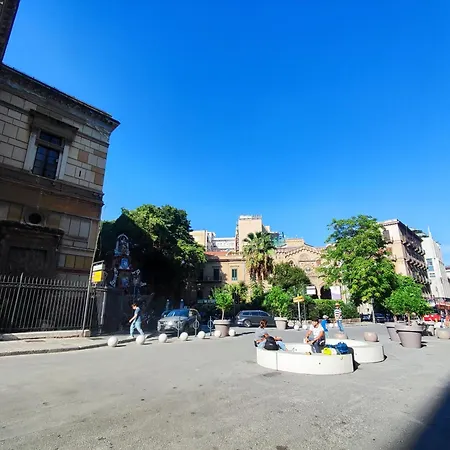 Politeama Guest House Palermo Mimosa Exterior photo